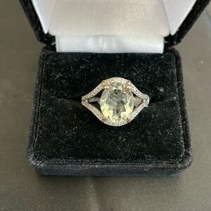 Sterling Silver Ring with pale green oval stone - size 8 3/4